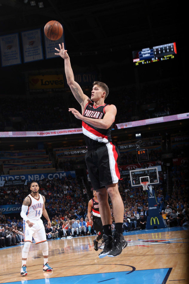 波特兰开拓者发布备战花絮，关键时刻远射贴柱，CBA季后赛任务艰巨，医务组通报恢复 