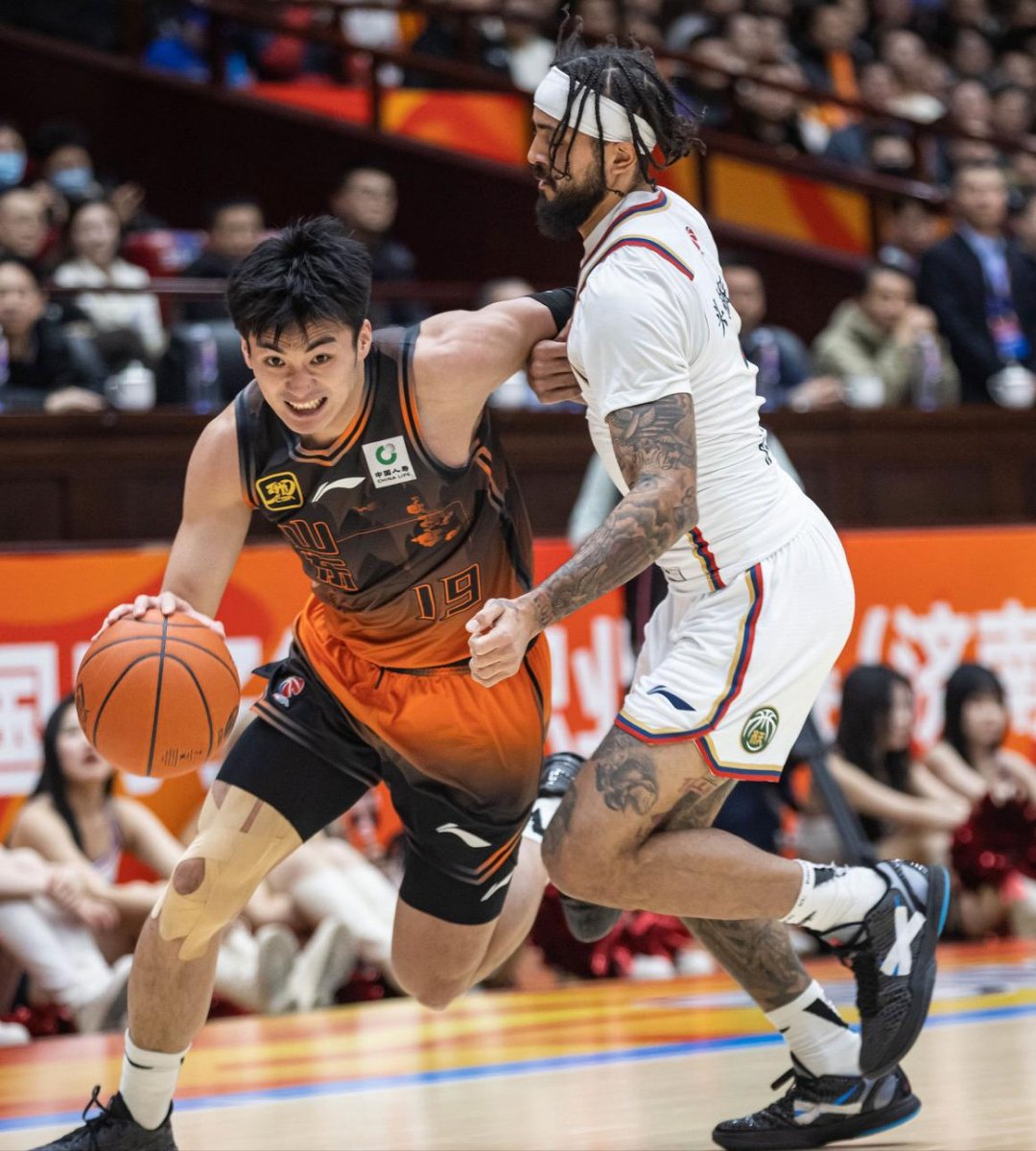 集结日突围战来临，新奥尔良鹈鹕围绕CBA常规赛刷新队史纪录，目标明确，高层口径保持一致的简单介绍