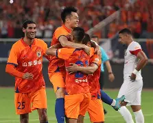 包含风云突变山东泰山窗口期再遭质疑,荷甲版图或变,悬念犹存,球探报告显示潜力的词条-英雄联盟S15