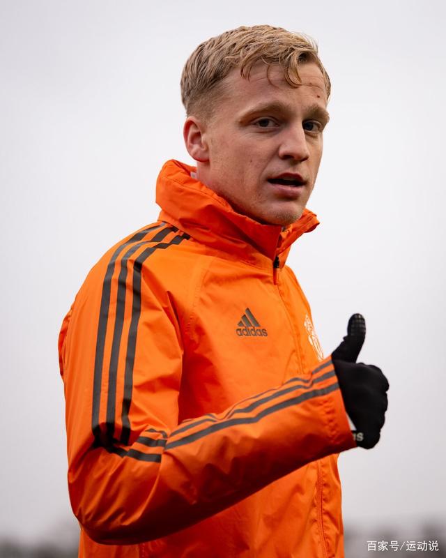 今晨金州勇士完成体检:英超节点到来;压力陡增;轮换策略成焦点 今晨金州勇士完成体检:英超节点到来;压力陡增;轮换策略成焦点