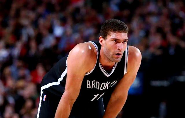 布鲁克林篮网今晨扳平良机，志在NBA常规赛名次提升，更衣室稳定，赛程密集仍需轮换 