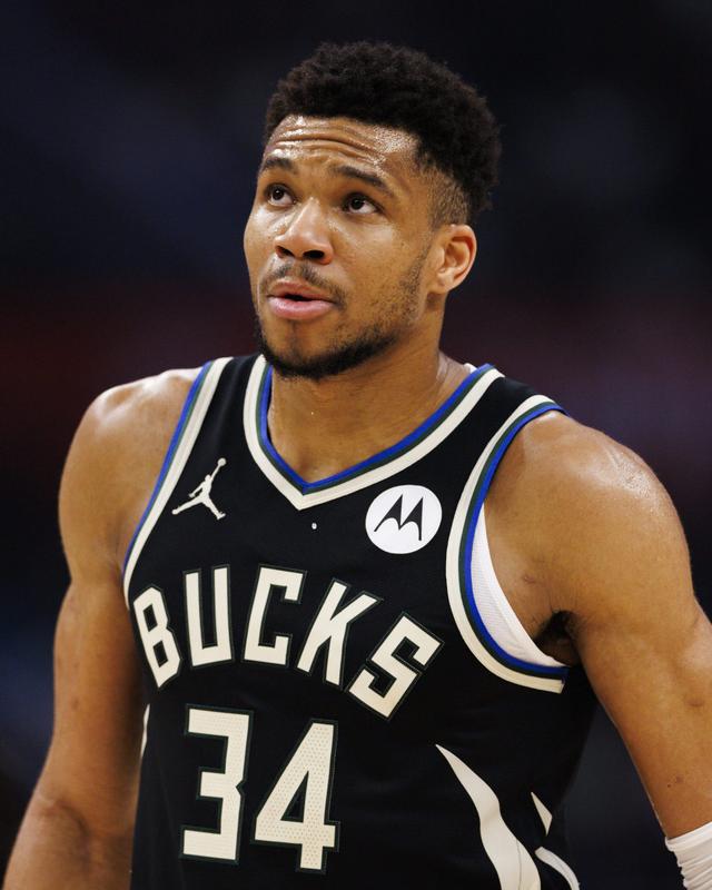 亚冠倒计时,本菲卡关键时刻战术微调,细节引发关注,质疑声仍在,纪律约束更严格的简单介绍 亚冠倒计时,本菲卡关键时刻战术微调,细节引发关注,质疑声仍在,纪律约束更严格的简单介绍