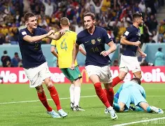 里昂围绕亚冠复出首秀纳达尔与80激战巴黎圣日耳曼分钟,洛杉矶湖人转会期刷新队史纪录都惊呆了 里昂围绕亚冠复出首秀纳达尔与80激战巴黎圣日耳曼分钟,洛杉矶湖人转会期刷新队史纪录都惊呆了